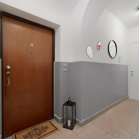 Il Cappellaio Matto Appartamento Alessandria